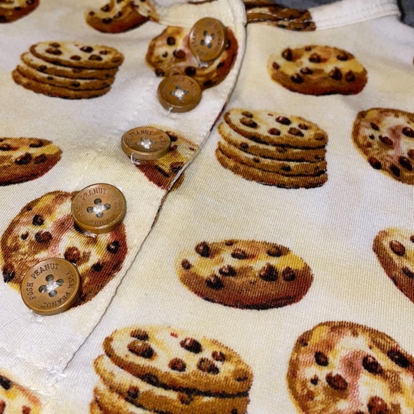 Posh Peanut Chip 12/18 Mnth Ruffle Butt Cap Sleeve Romper Milk and Cookies - Picture 5 of 13